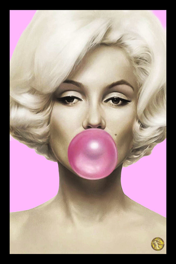 Marilyn Monroe With A Pink Bubblegum | Vintage Pop Art | Large Poster Print | Wall Frame
