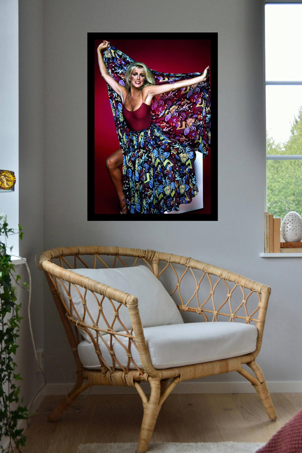 Suzanne Somers (1978) | Vintage Fashion Art Print | Wall Frame