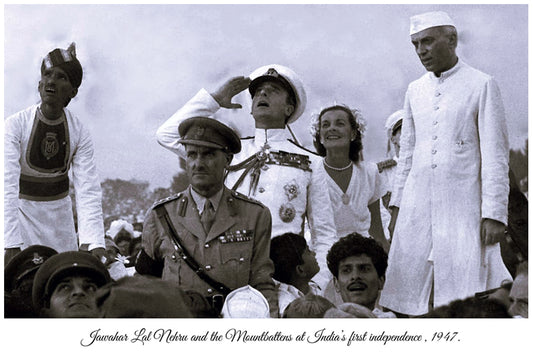 Jawahar Lal Nehru and the Mountbattens at India’s First Independence 1947 | Vintage Iconic Photograph | Wall Frame